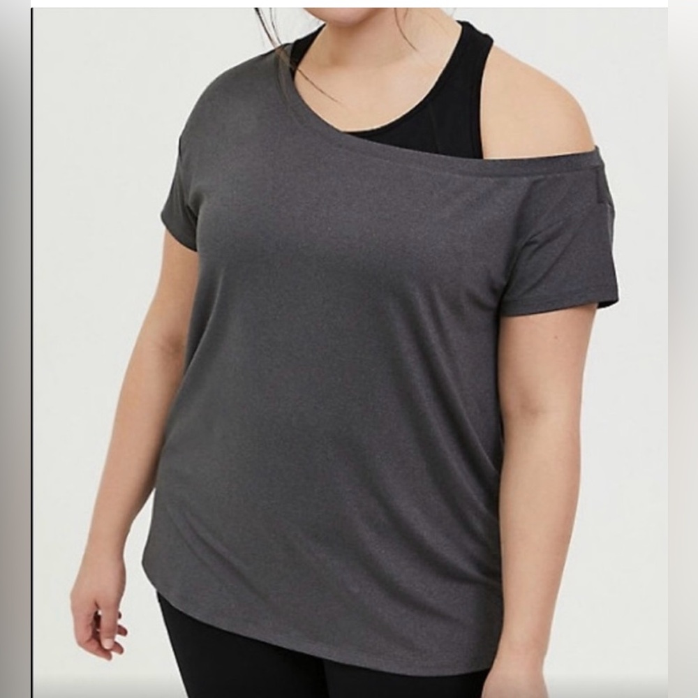 Torrid active off shoulder tee 00